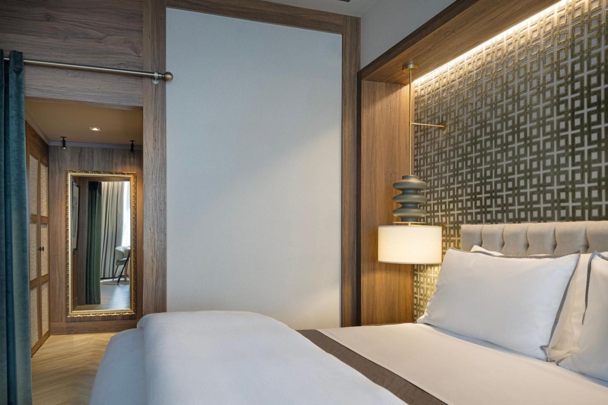The Westin Madrid Cuzco Exterior foto